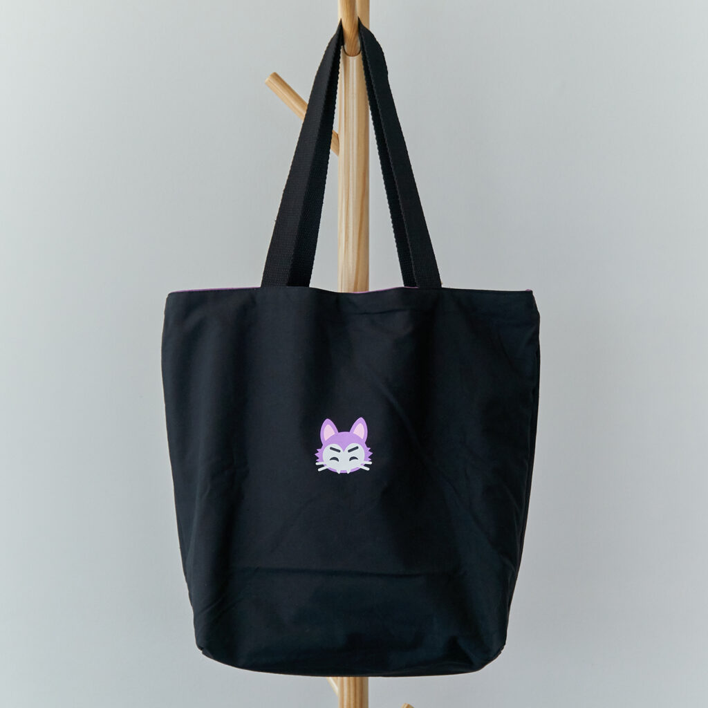 Reversible Totes — image 11